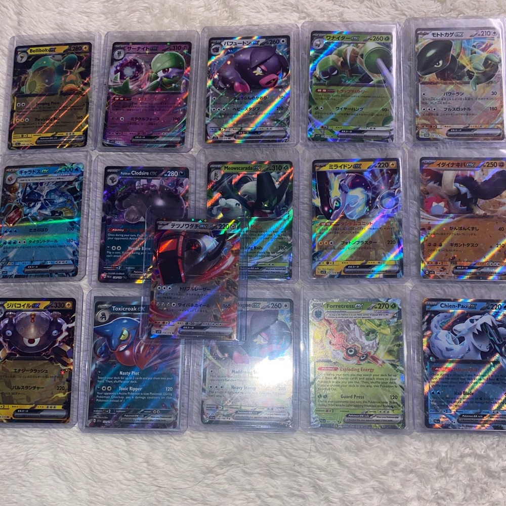 POKÉMON CARDS